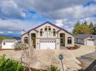 6918 Griffin Ln, Jacksonville, OR 97530
