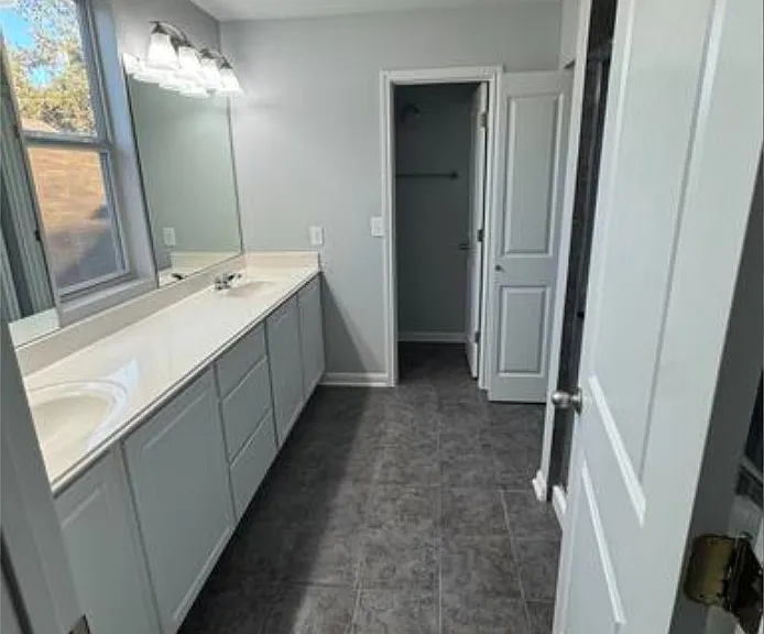 411 Wetzel — Photo 20