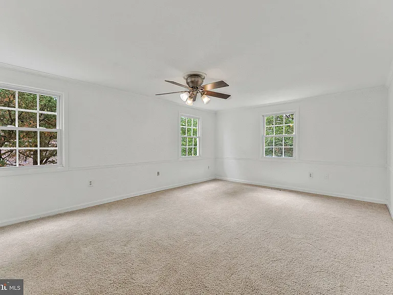 12805 Melvue Ct — Photo 13