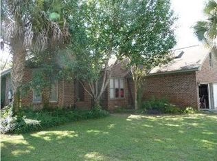 816 Detyens Rd, Mount Pleasant, SC 29464