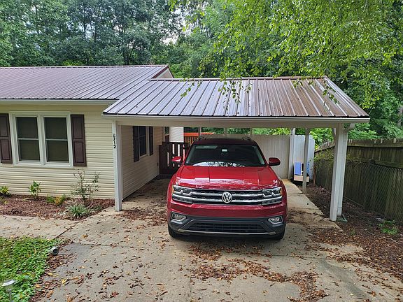 2nd image of 8712 Ellis Rd