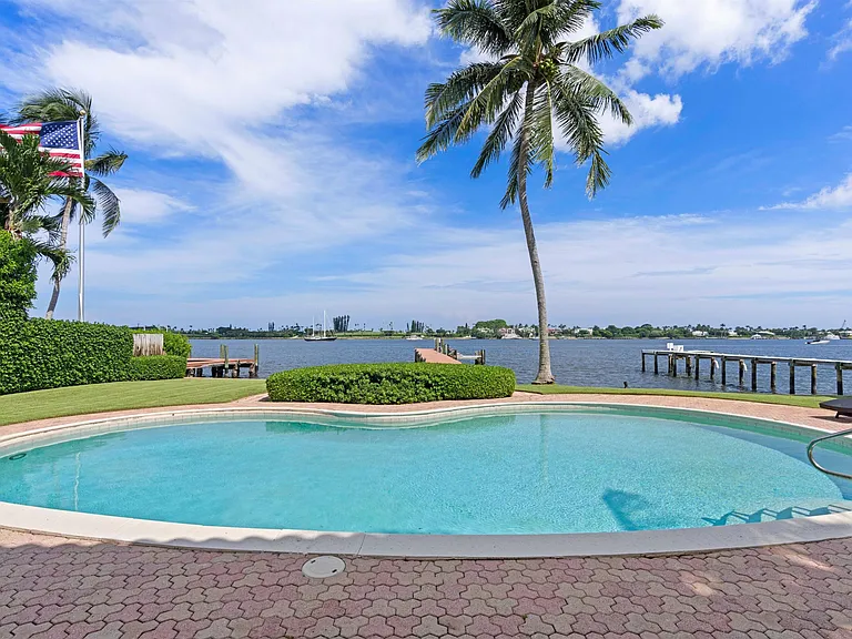 3304 N Flagler Dr — Photo 6