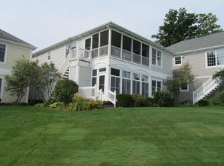 2006B Wolfs Point Dr, Rochester, IN 46975