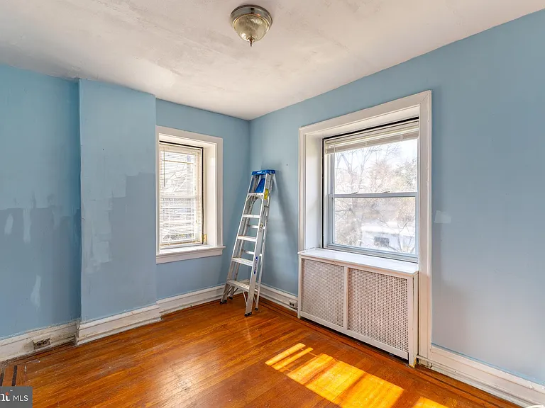 2216 Georges Ln — Photo 19
