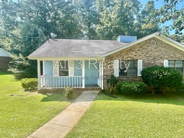 8460 Pineland Dr, Jonesboro, GA 30238