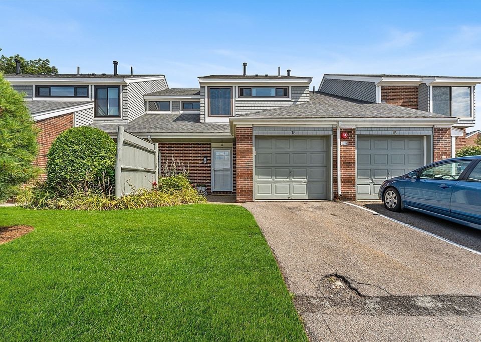 1st image of 16 Meadowood Dr