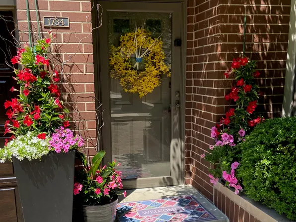 1740 N Clark St APT 1734, Chicago, IL 60614