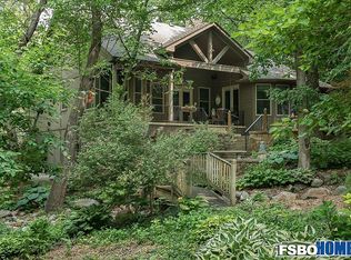 21925 Mayberry Cir, Elkhorn, NE 68022