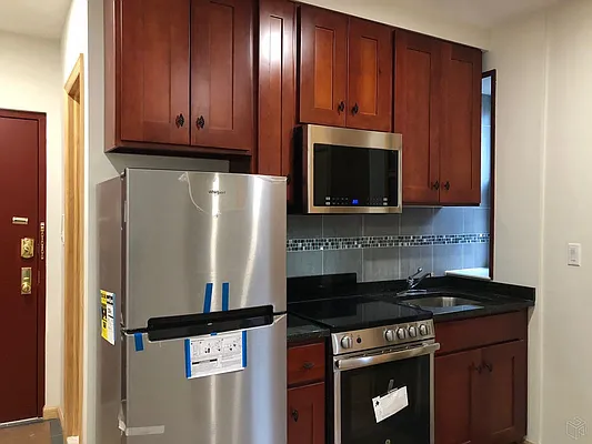 Rented by Halstead Real Estate | media 2