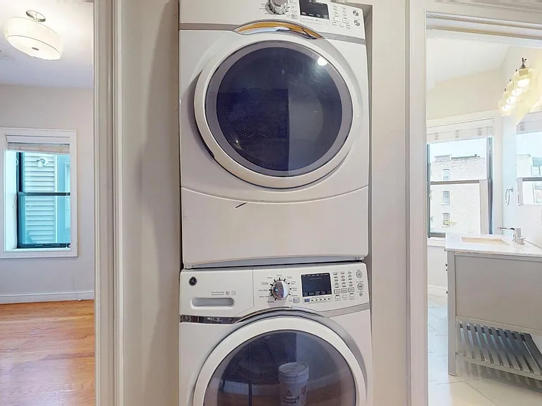 151-153 Meridian St #2 — Photo 6