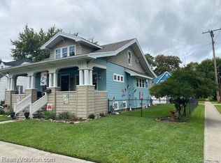 1303 Court St, Port Huron, MI