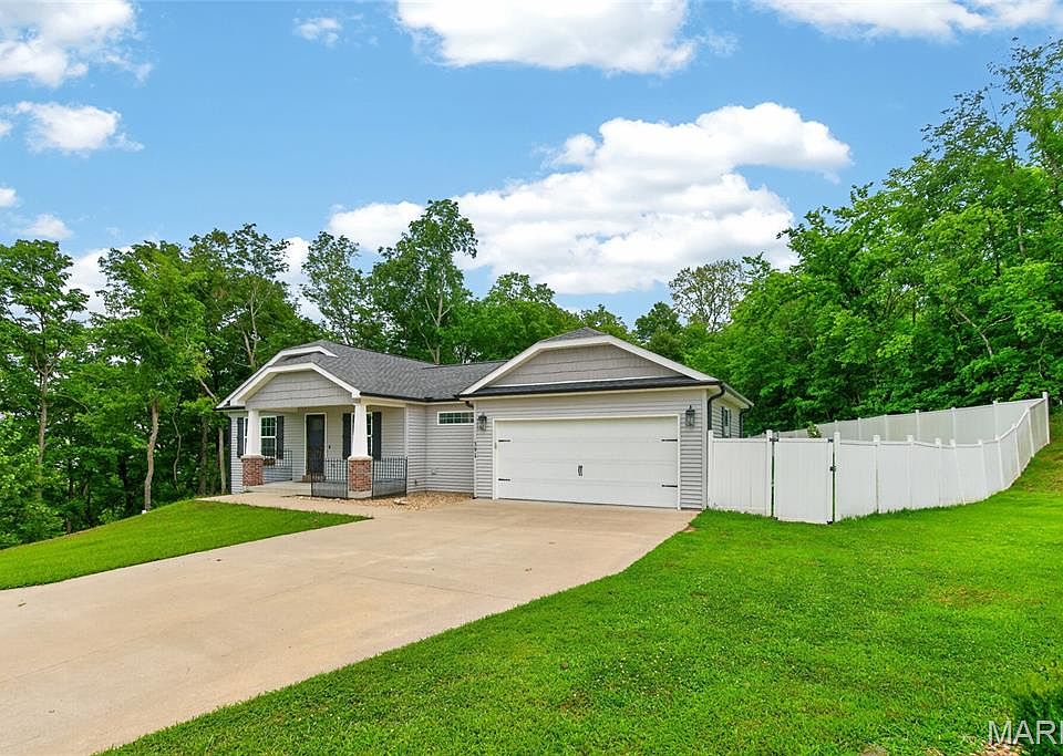 1st image of 391 Leimer Ln