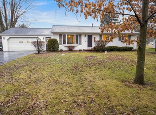 1144 Baldwin Rd, Lapeer, MI 48446