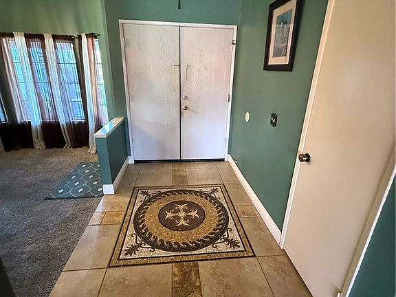 5th image of 8374 Donna Way