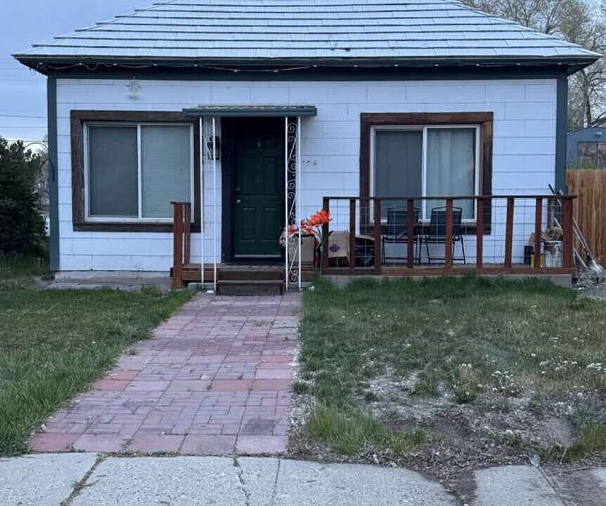 1st image of 594 5th St