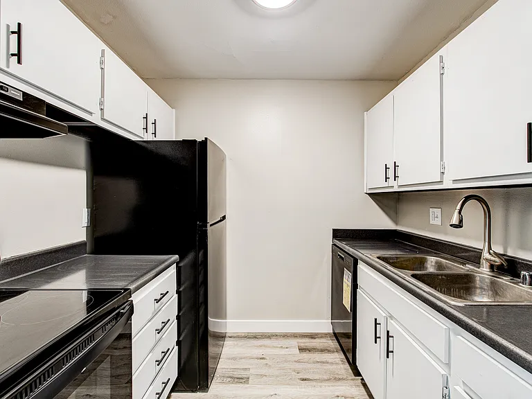 334 Tyrrell Ct #1 — Photo 1