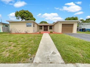 3583 NW 40th St, Lauderdale Lakes, FL 33309