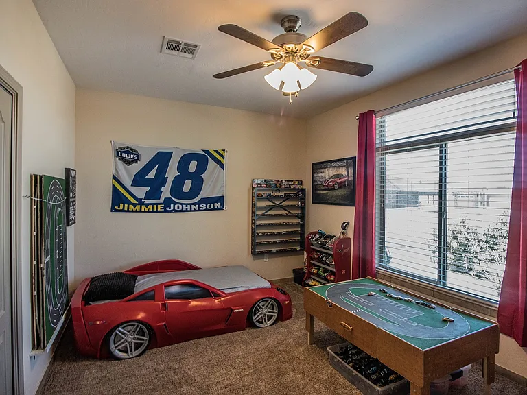 1155 Santiago St — Photo 29