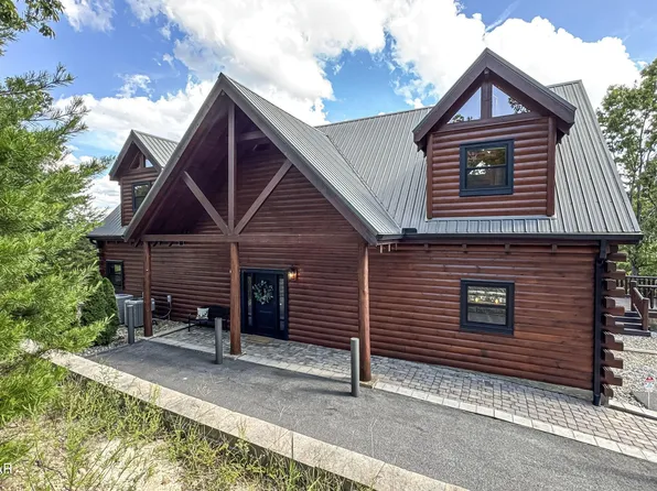 904 Autumn Ridge Way, Sevierville, TN 37876