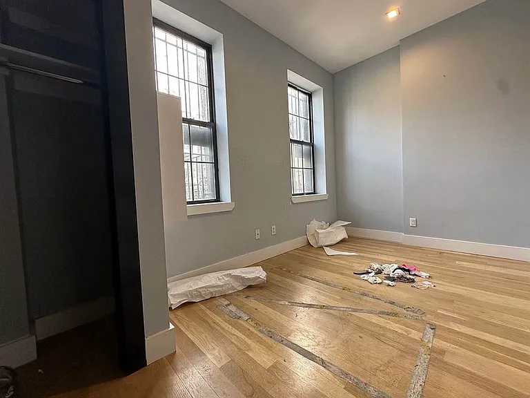 86 Havemeyer St #1 — Photo 22