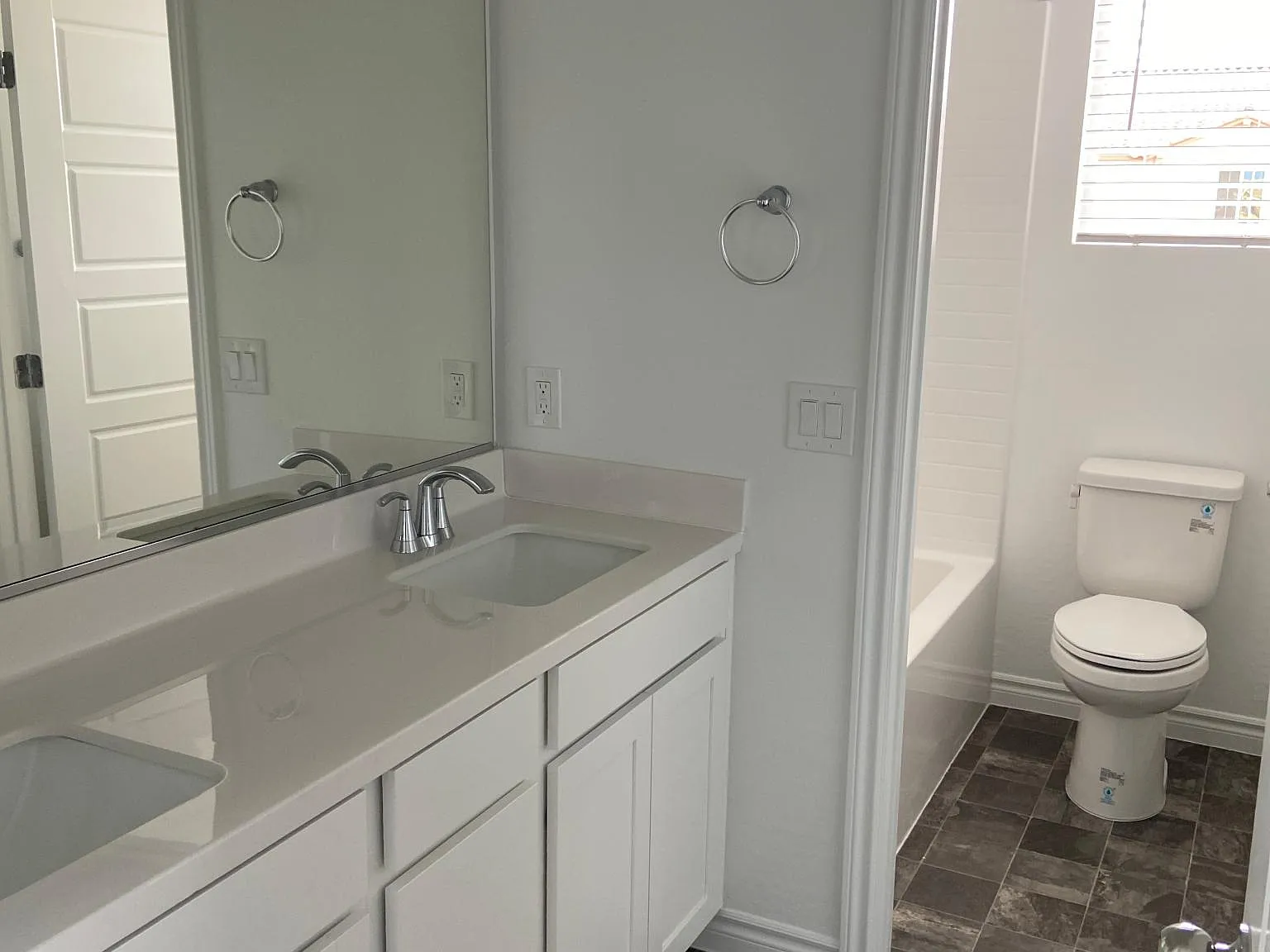 3 bed, 2000 sqft, $2,750 — Photo 3