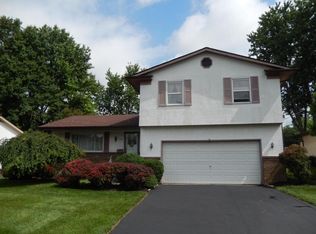 1720 Rocky Pine Loop N, Columbus, OH