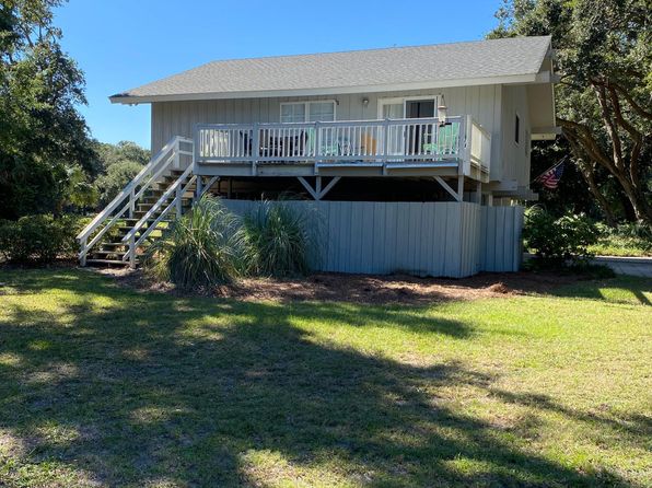 3 Stuart Pl