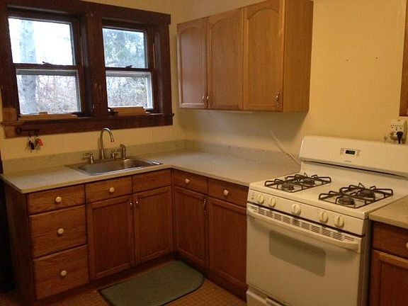 Kitchen (one end)