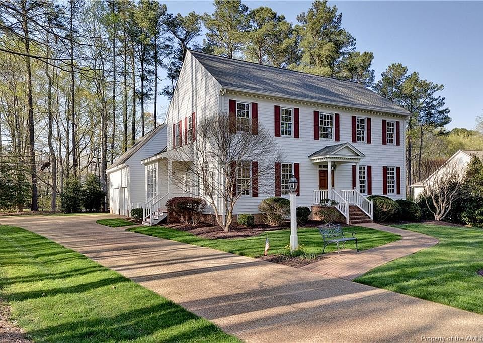 1st image of 104 James Bray Dr