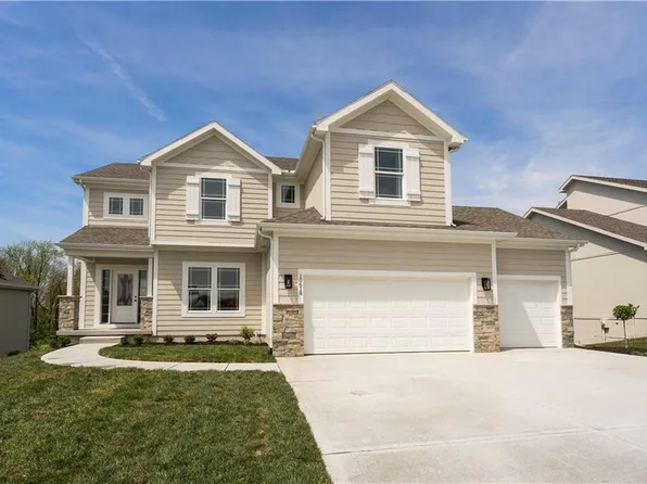 10618 N Mulberry St, Kansas City, MO 64155