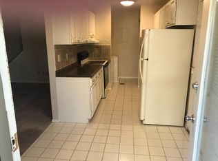 1058 E Crescentville Rd UNIT 1058, West Chester, OH 45246