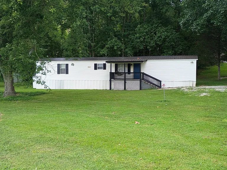 739 State Highway 801 S — Photo 1