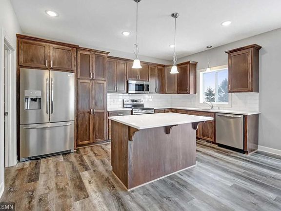 5th image of 759 Indigo Ln