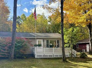 27700 Tamarack Trl, Beaver Island, MI 49782