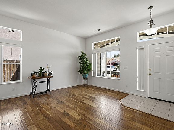 5th image of 1054 Rimfield Dr