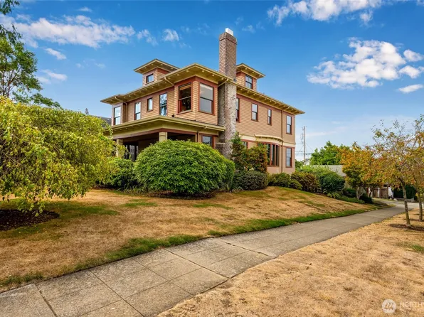 1602 Rucker Ave, Everett, WA 98201