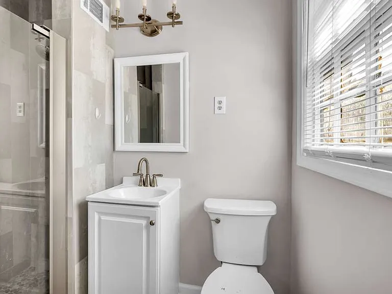 3537 W Deerwood Ave — Photo 15