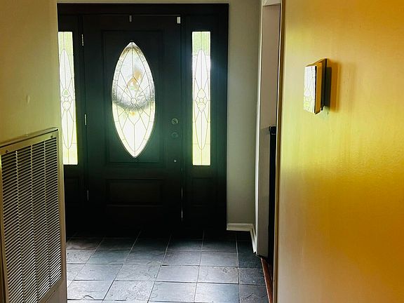3rd image of 119 Nickell Heights Rd