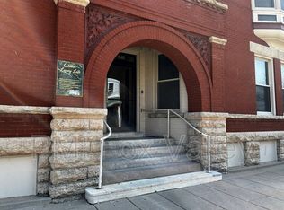 140 High Ave APT B, Oshkosh, WI 54901