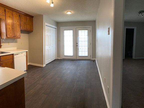 3rd image of 119 Harper St #A