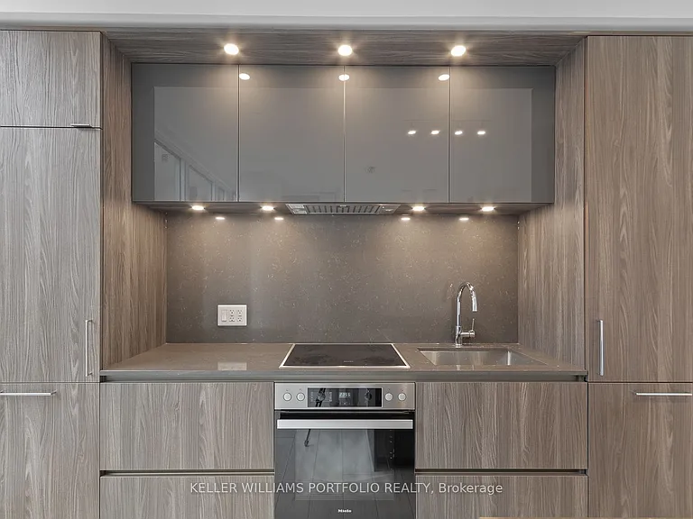 15 Mercer St #1408 — Photo 16