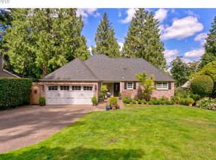 17283 Blue Heron Rd, Lake Oswego, OR 97034