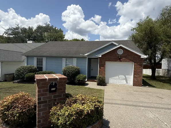 809 Neelys Chase Dr, Madison, TN 37115