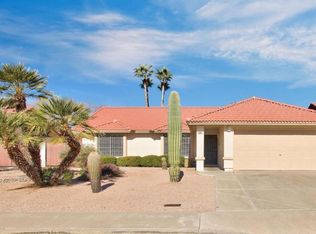 5816 E Ellis St, Mesa, AZ 85205