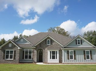 2501 Pebblewood Dr, Valdosta, GA 31602