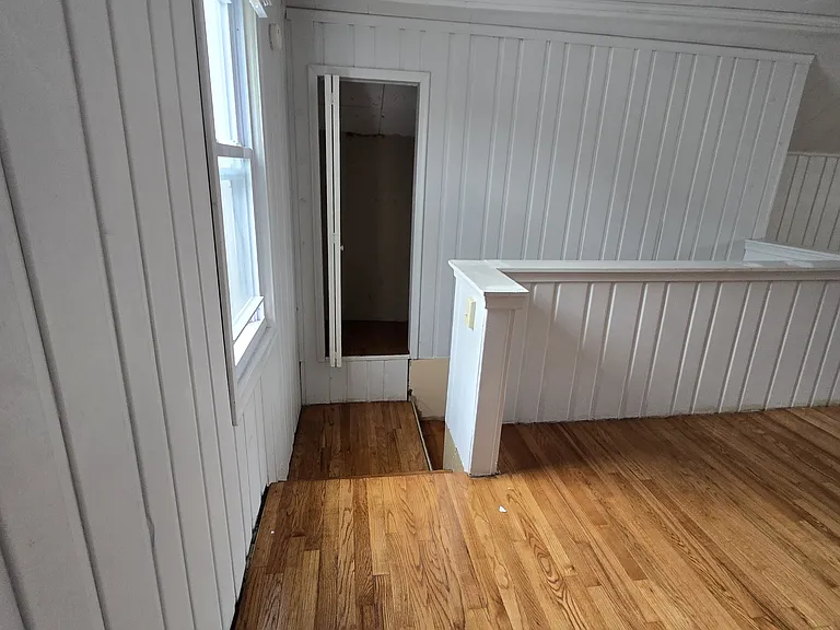 21227 Panama St — Photo 10