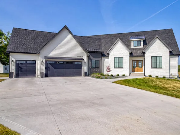 1209 Wicks Way, Story City, IA 50248