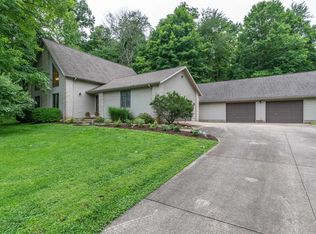 5812 S Silver Fox Ct, Bloomington, IN