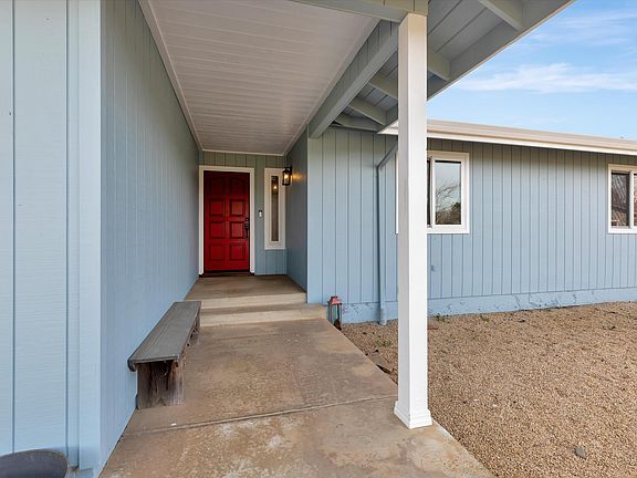 f8_925WestLinden_004_02022023