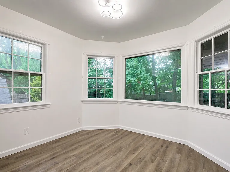 4-21 Saddle River Rd #1 — Photo 6
